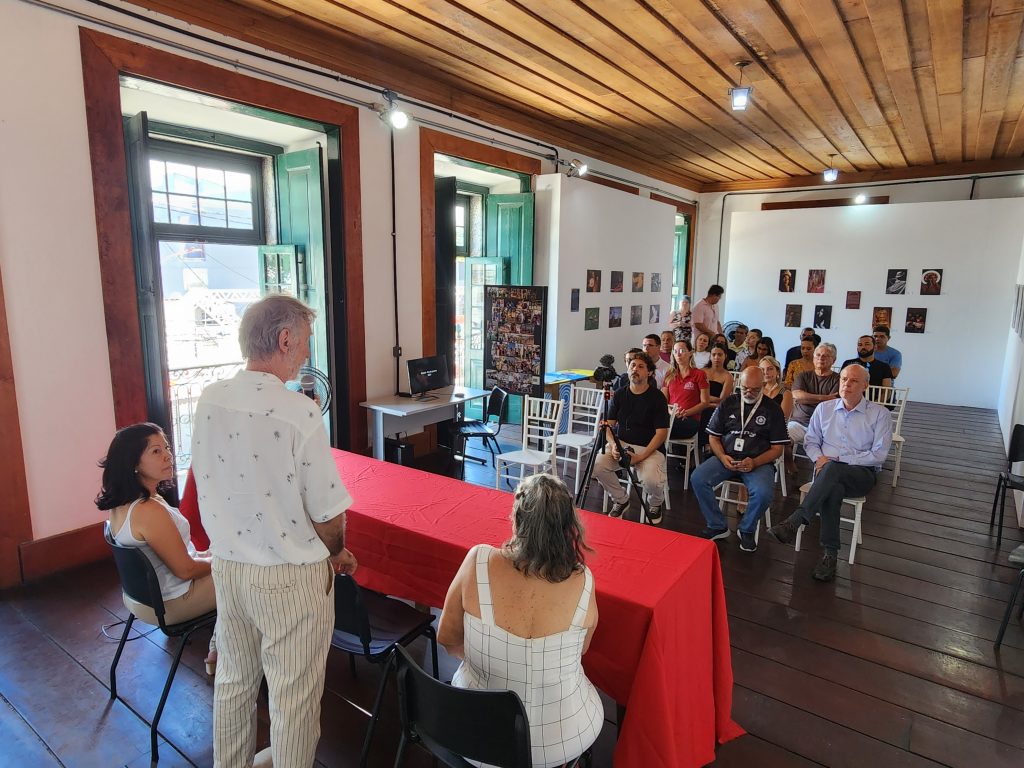 Valorização do patrimônio histórico, artístico e cultural de Maricá é tema de exposição fotográfica na cidade