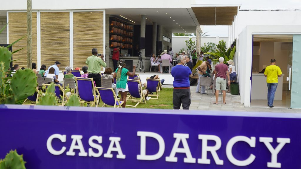 Velha Guarda Musical de Mangueira celebra o samba na Casa Darcy Ribeiro